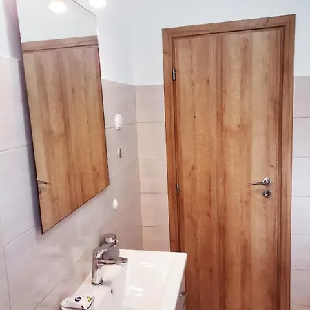Apartament Lora