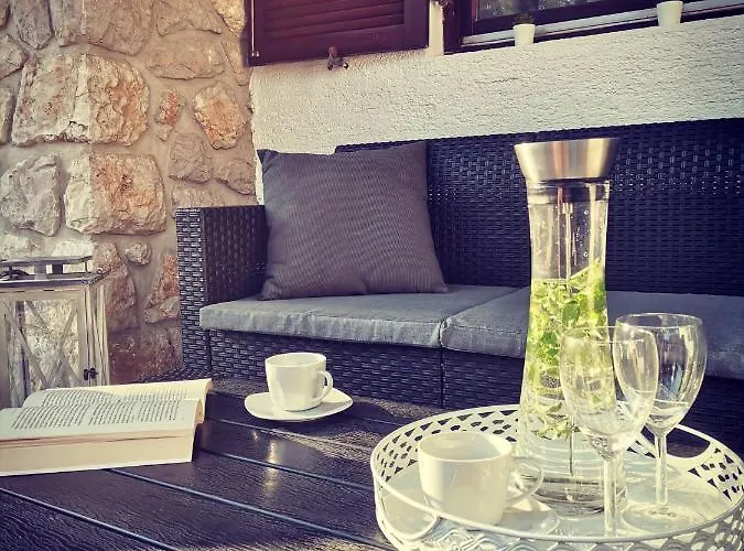 Lora 公寓 茨里克韦尼察